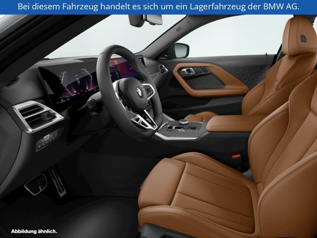 Fahrzeugabbildung BMW 218i Coupé