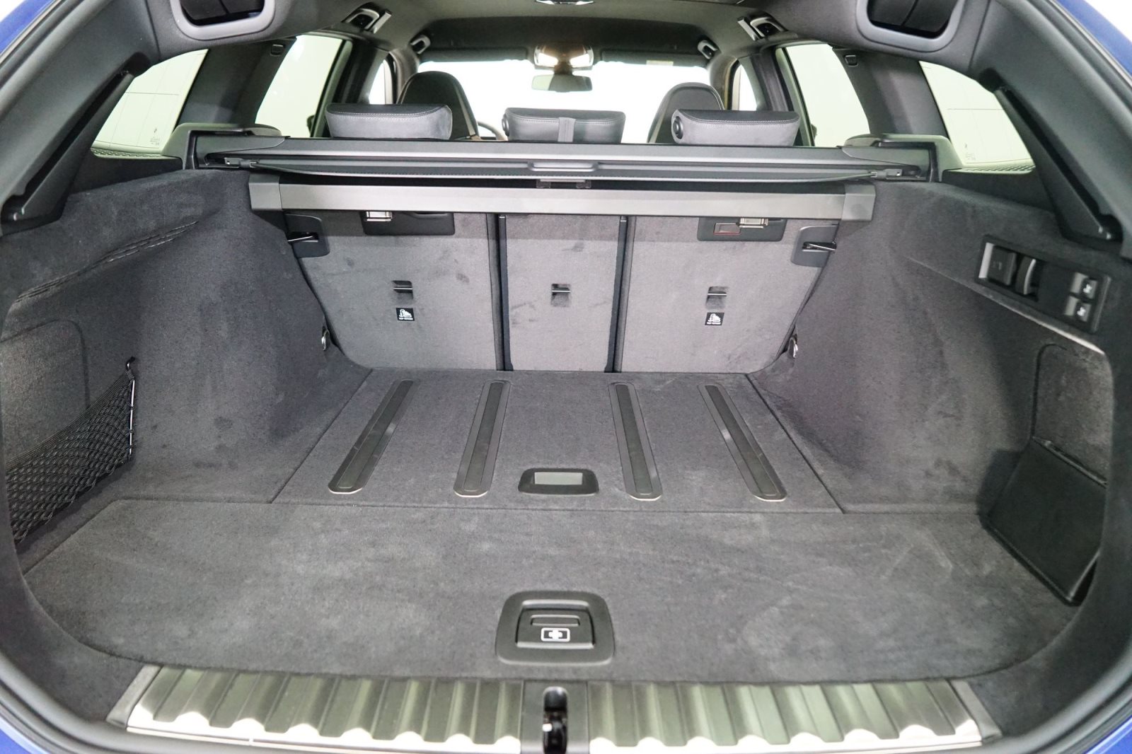 Fahrzeugabbildung BMW M3 Touring [Ultimate Package, HUD, ACC, Carbon]