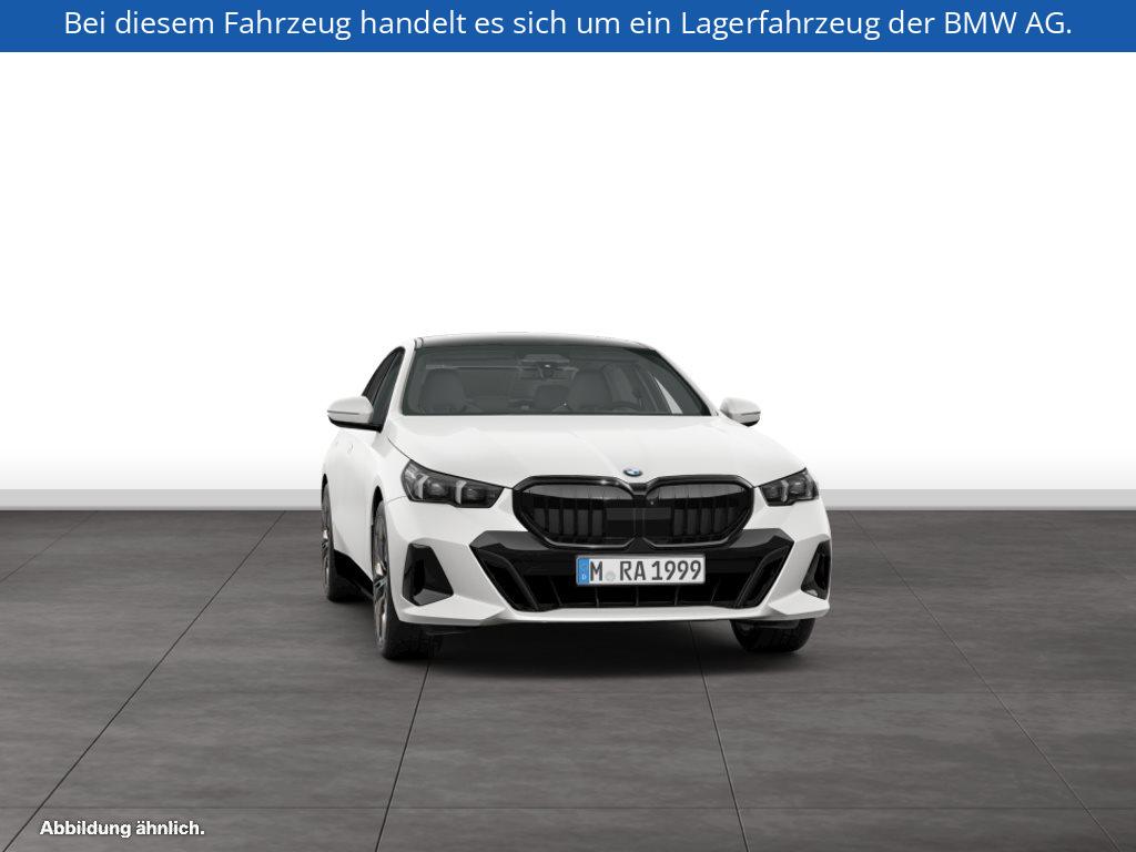 Fahrzeugabbildung BMW 520d xDrive Limousine