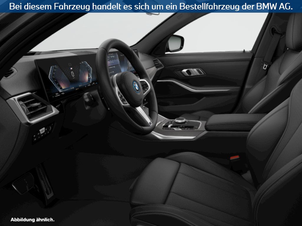 Fahrzeugabbildung BMW 330e Limousine