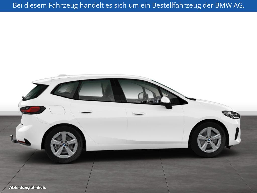 Fahrzeugabbildung BMW 220i Active Tourer
