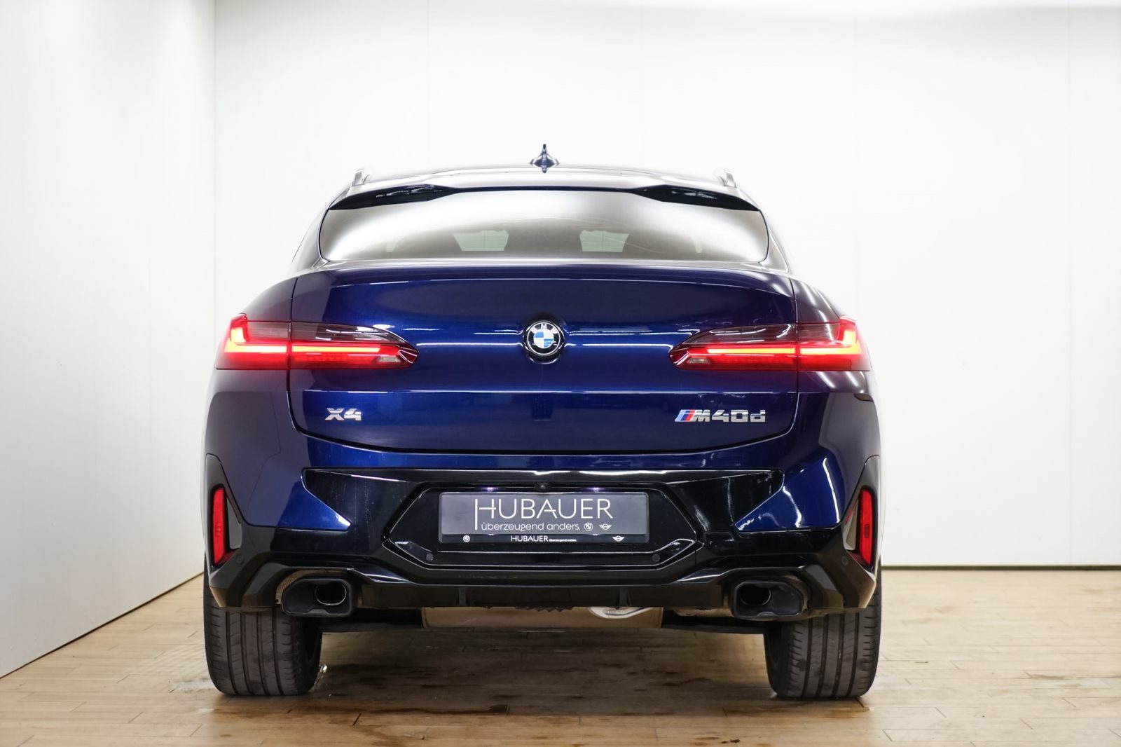 Fahrzeugabbildung BMW X4 M40d [LC Prof., HUD, Laser, ACC, AHK,Standhzg.]