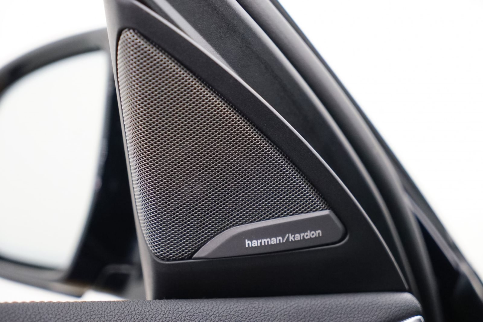 Fahrzeugabbildung BMW X4 M40d [LC Prof., HUD, Laser, ACC, AHK,Standhzg.]