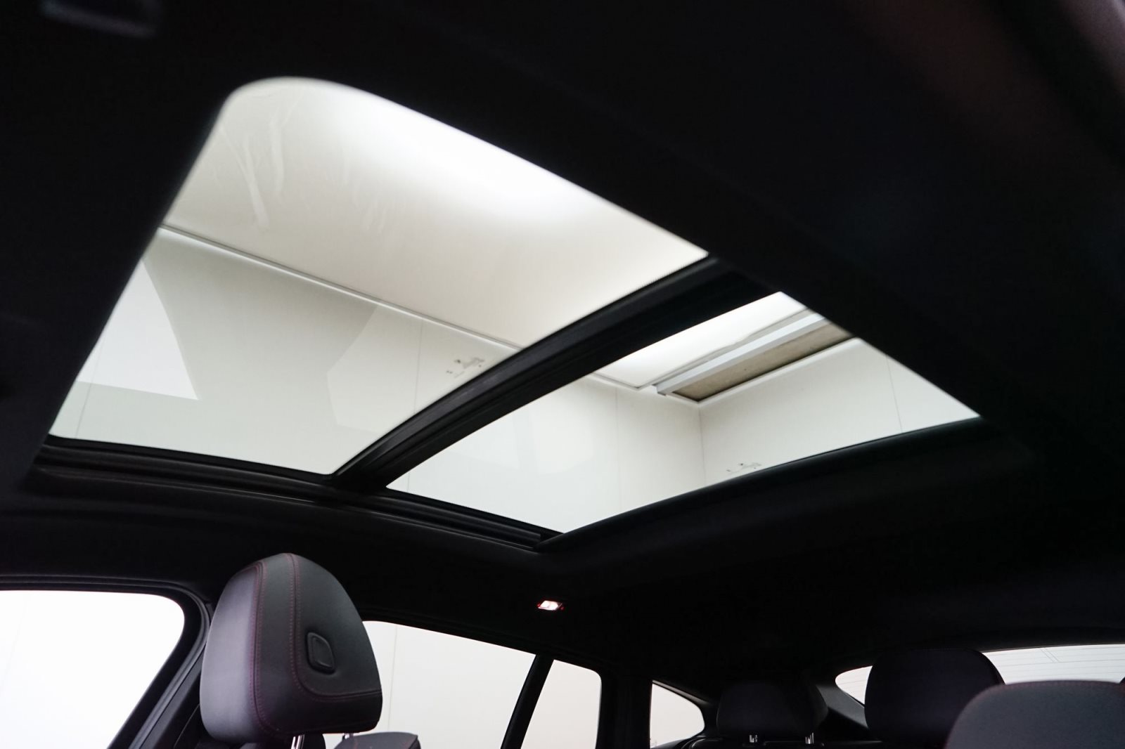Fahrzeugabbildung BMW X4 M40d [LC Prof., HUD, Laser, ACC, AHK,Standhzg.]