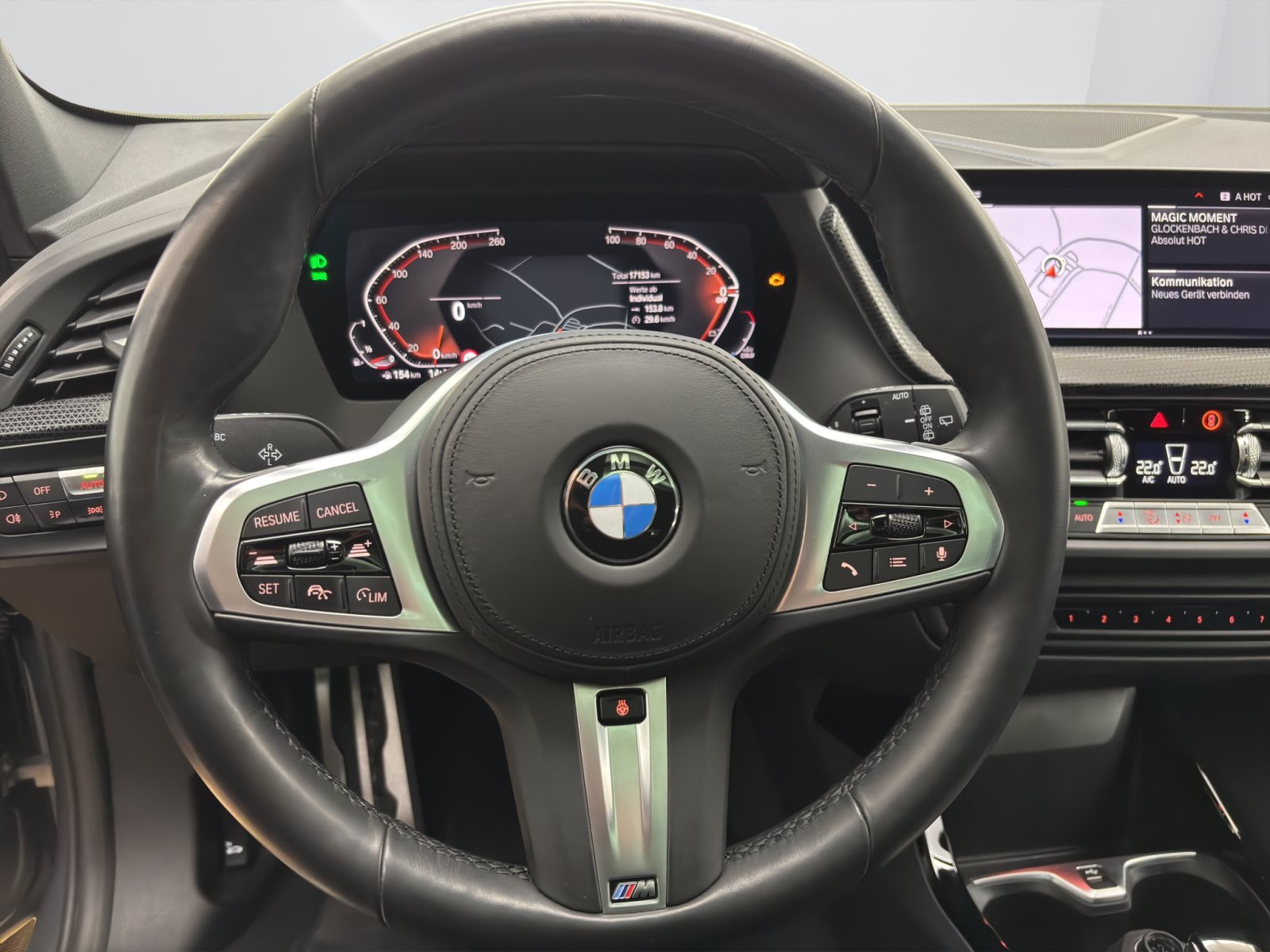 Fahrzeugabbildung BMW 120i [M Sport, LC Prof, ACC, GSD, 19 , h&k Sound]