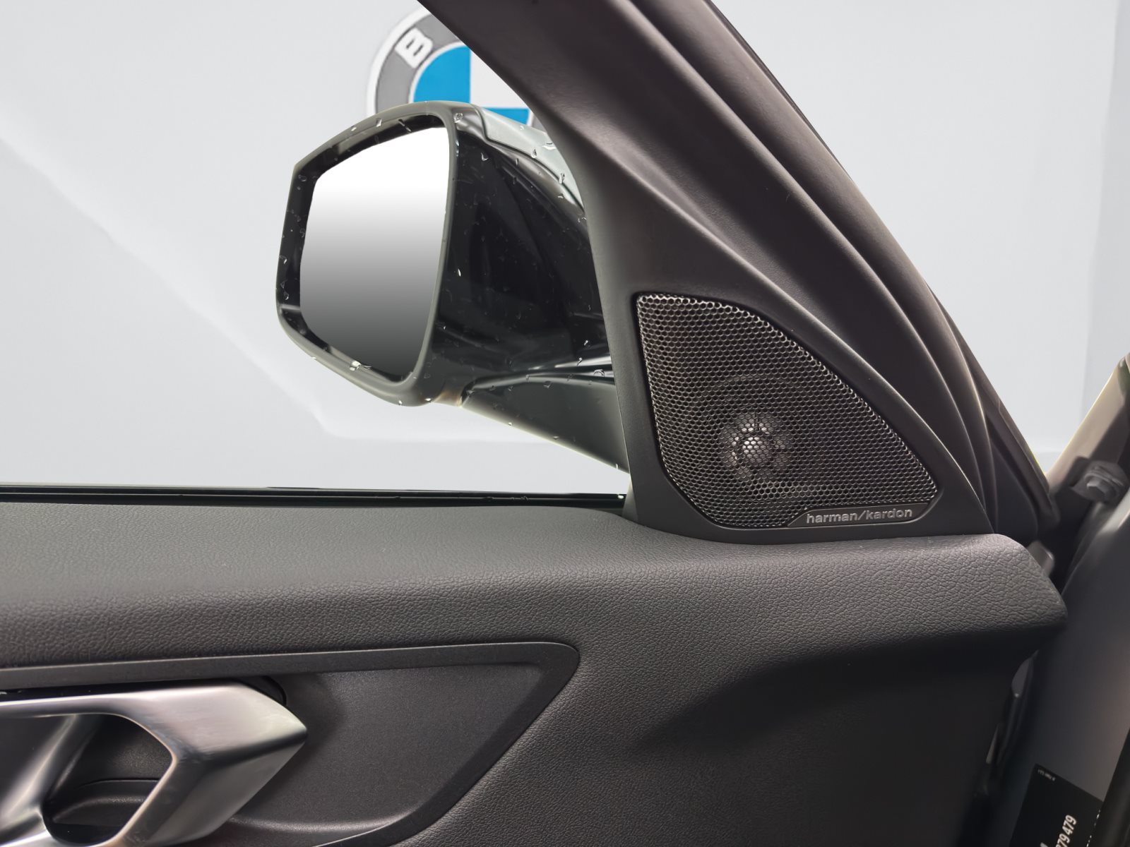 Fahrzeugabbildung BMW 120i [M Sport, LC Prof, ACC, GSD, 19 , h&k Sound]