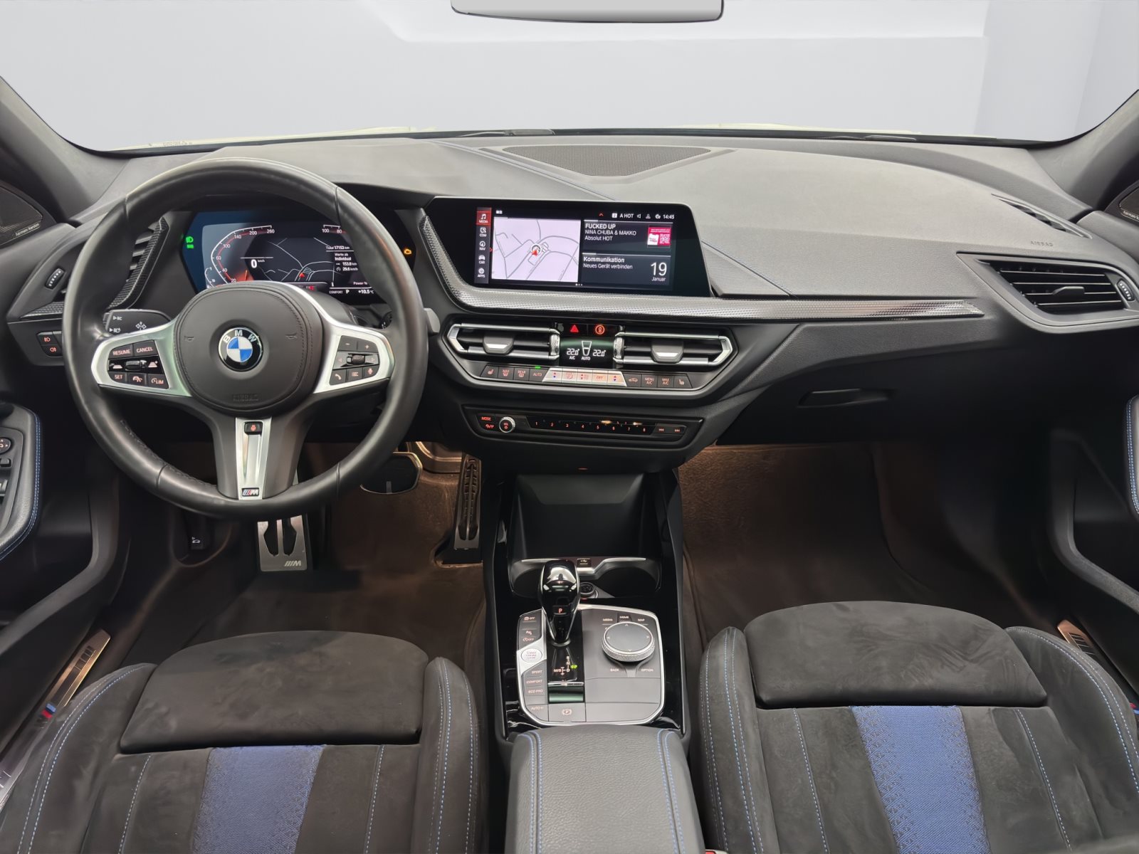 Fahrzeugabbildung BMW 120i [M Sport, LC Prof, ACC, GSD, 19 , h&k Sound]