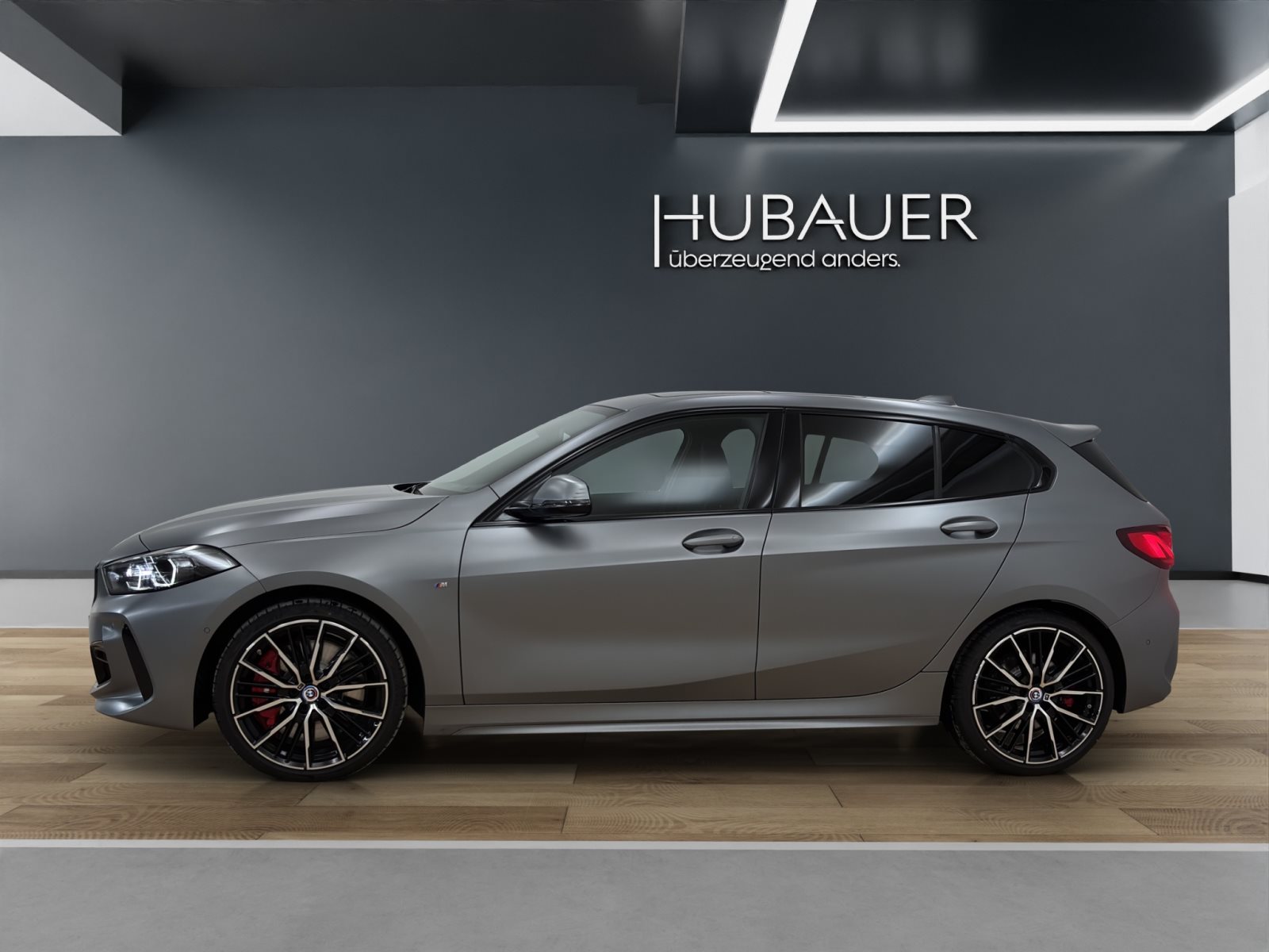 Fahrzeugabbildung BMW 120i [M Sport, LC Prof, ACC, GSD, 19 , h&k Sound]