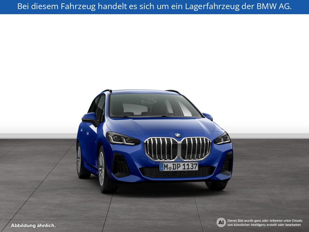 Fahrzeugabbildung BMW 220i Active Tourer