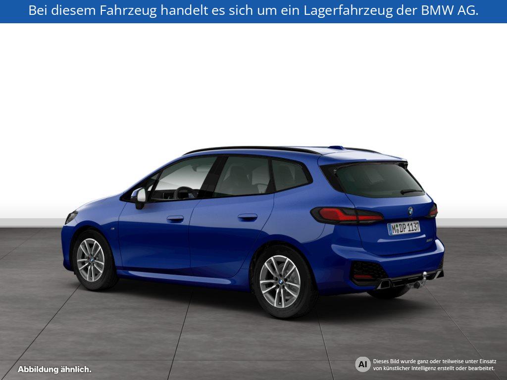 Fahrzeugabbildung BMW 220i Active Tourer