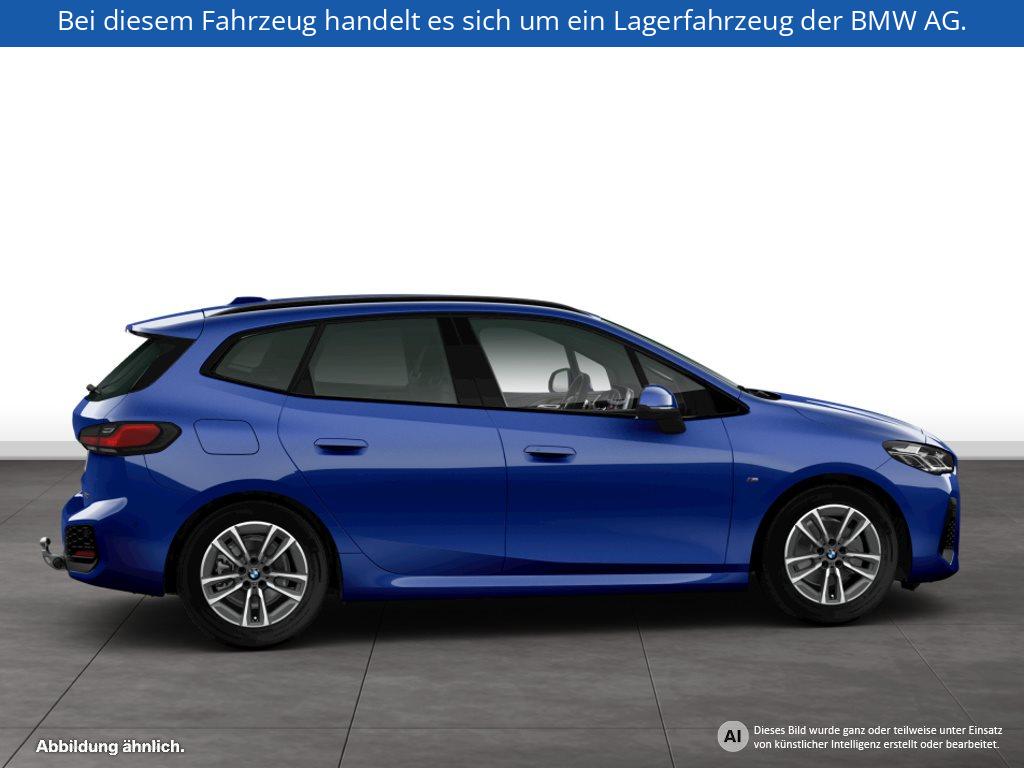 Fahrzeugabbildung BMW 220i Active Tourer