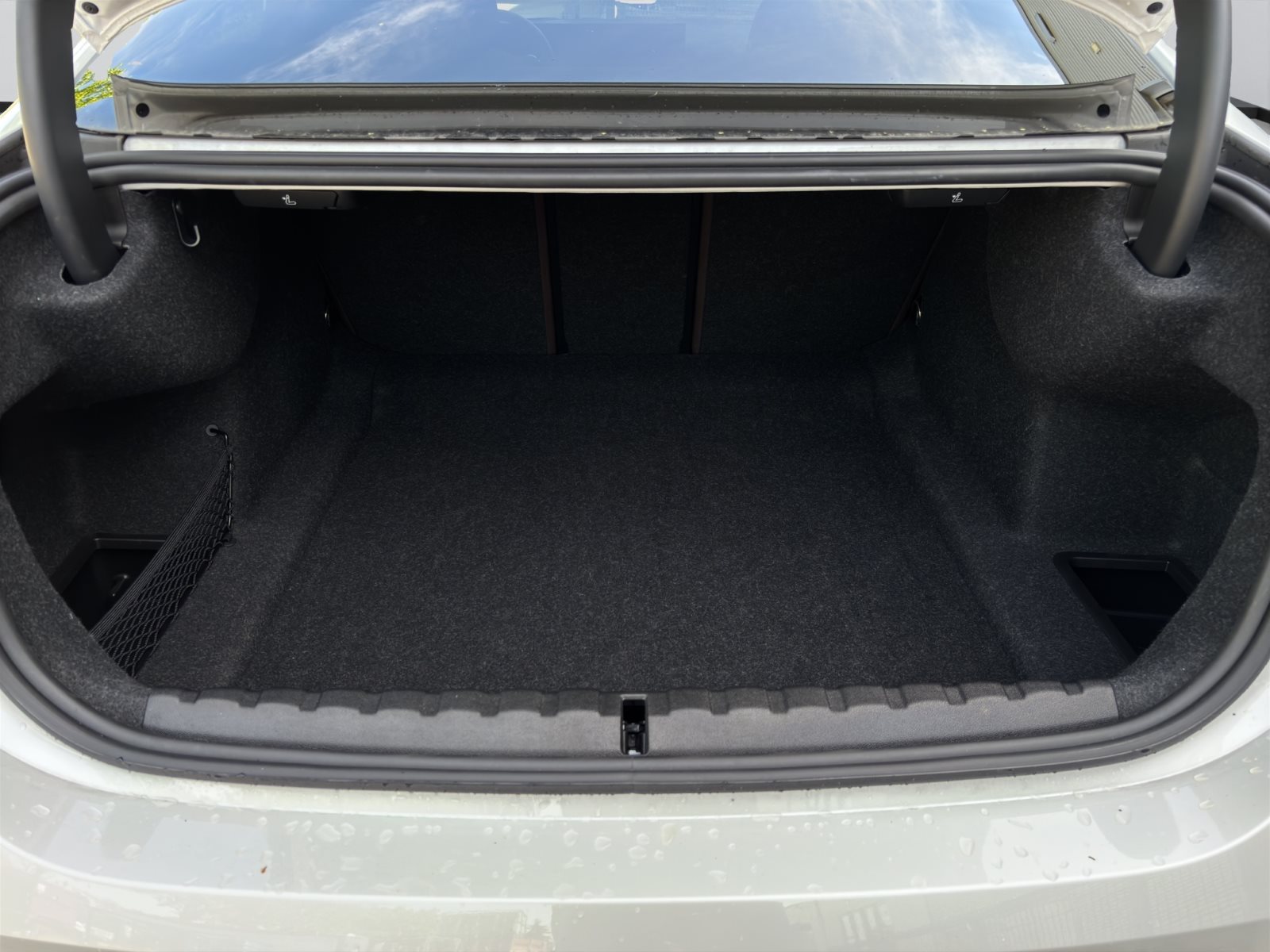 Fahrzeugabbildung BMW 420i Coupé [M Sport, HiFi, ACC, 360°, 19 LMR]
