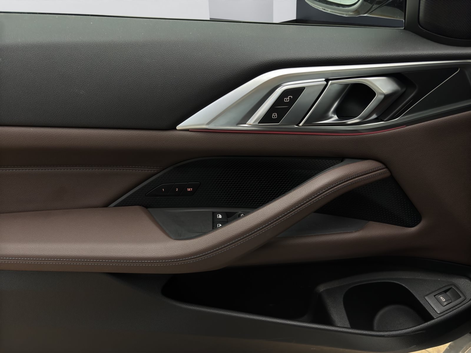 Fahrzeugabbildung BMW 420i Coupé [M Sport, HiFi, ACC, 360°, 19 LMR]