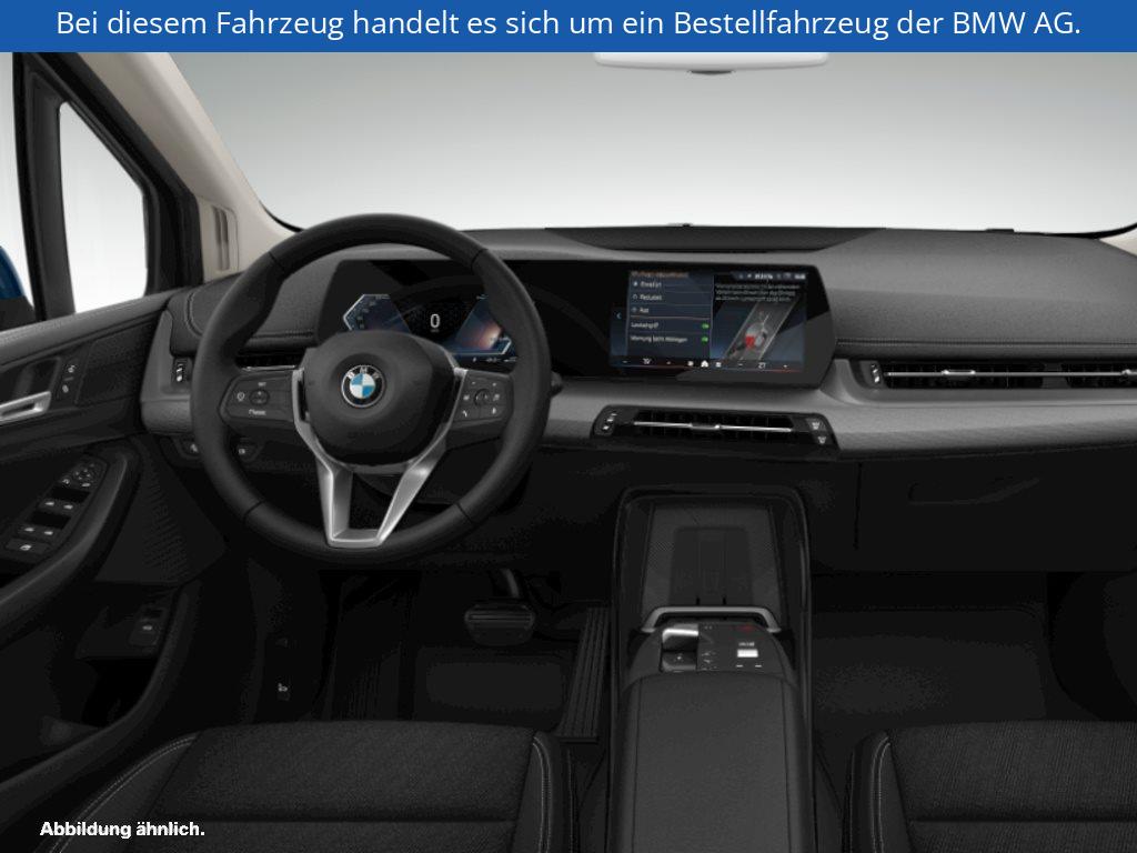 Fahrzeugabbildung BMW 220i Active Tourer