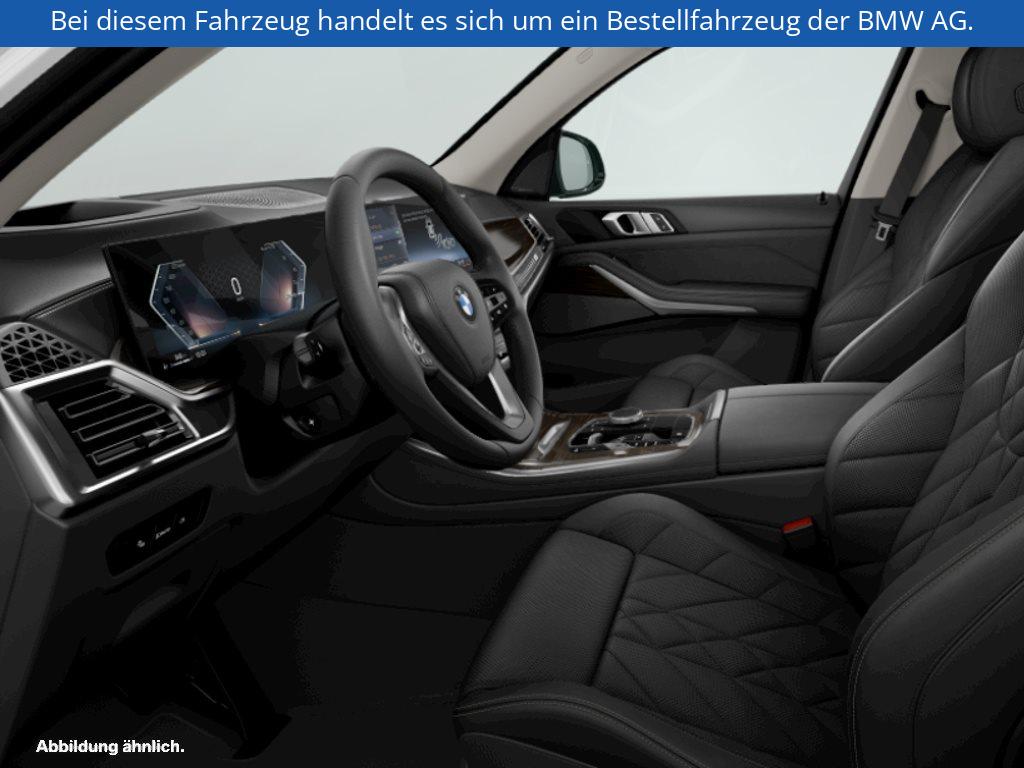 Fahrzeugabbildung BMW X5 xDrive30d