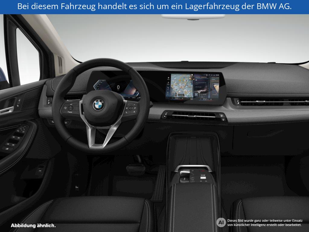 Fahrzeugabbildung BMW 218i Active Tourer