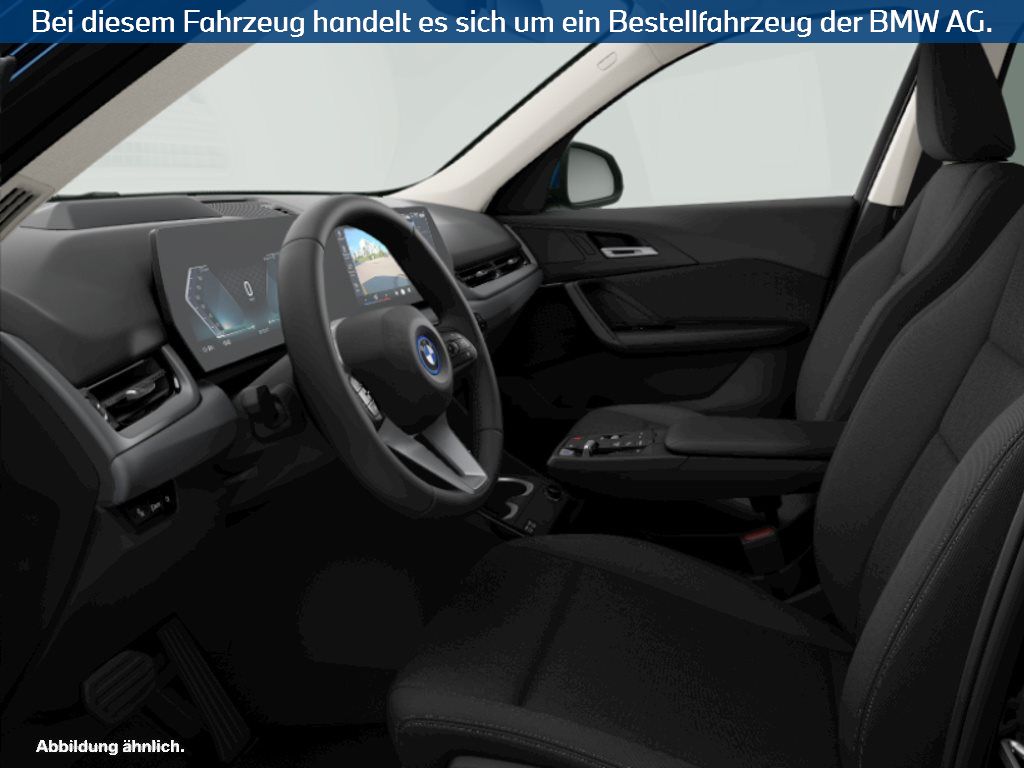 Fahrzeugabbildung BMW iX1 xDrive30