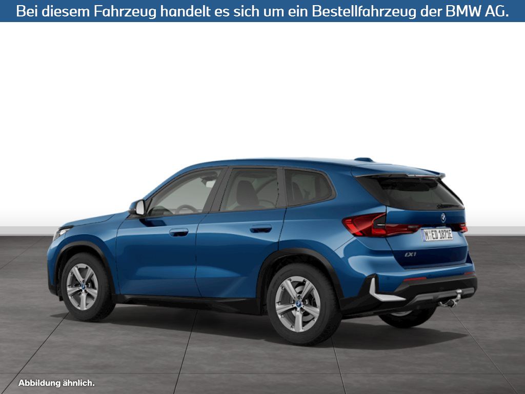 Fahrzeugabbildung BMW iX1 xDrive30