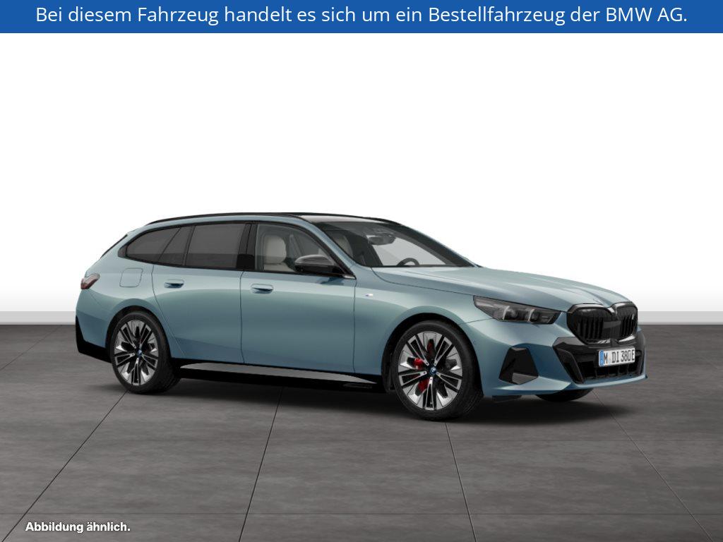 Fahrzeugabbildung BMW i5 eDrive40 Touring