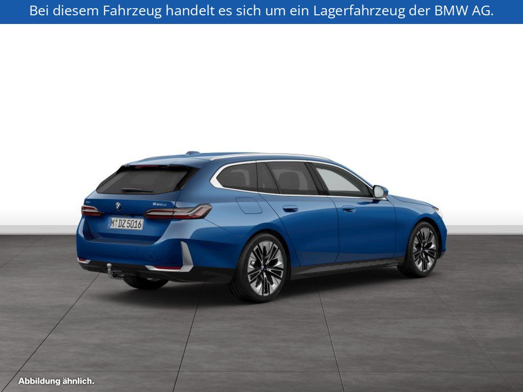 Fahrzeugabbildung BMW 520d xDrive Touring