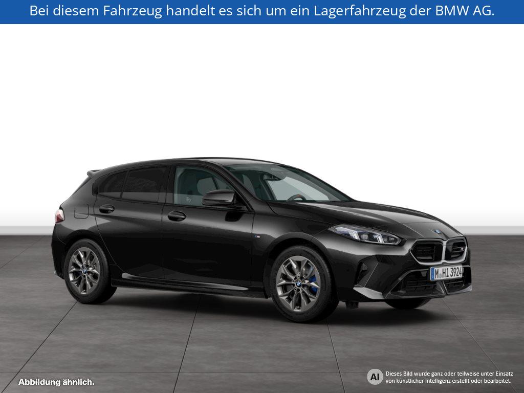 Fahrzeugabbildung BMW M135 xDrive