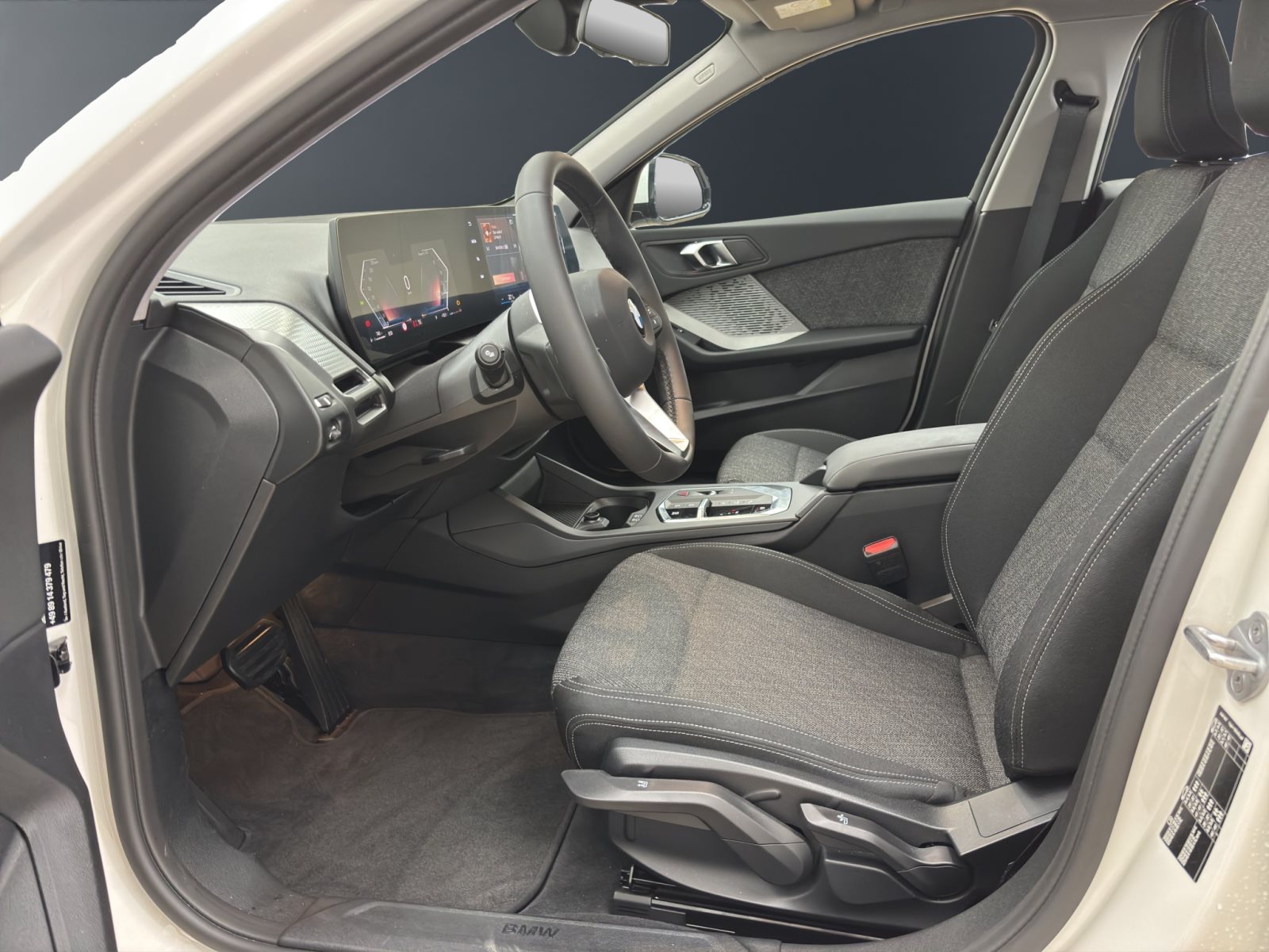 Fahrzeugabbildung BMW 120 5-Türer [M Sport, Navi, RFK, SHZ, 18 LMR]