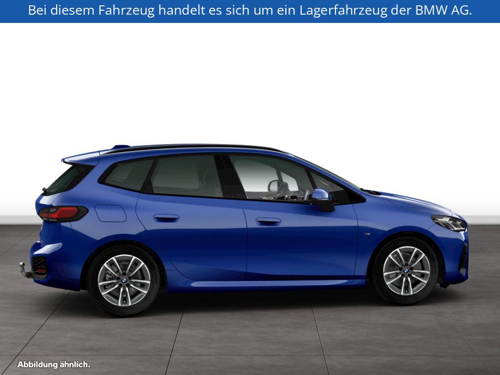 Fahrzeugabbildung BMW 220i Active Tourer