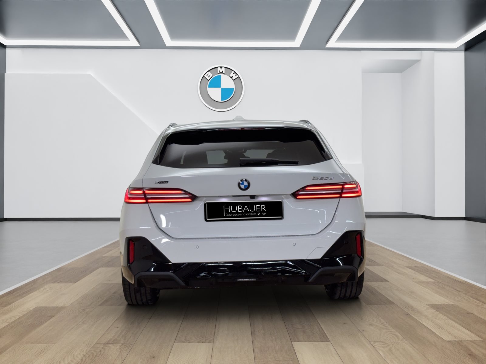 Fahrzeugabbildung BMW 520d xDrive Touring [M Sport, AHK, ACC, RFK, h&k Sound]