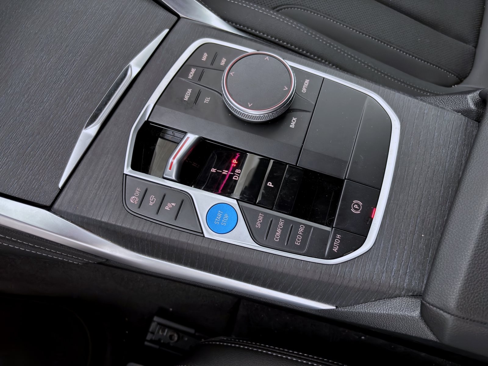 Fahrzeugabbildung BMW i4 eDrive40 Gran Coupé [M Sport Pro, ACC, 360°]
