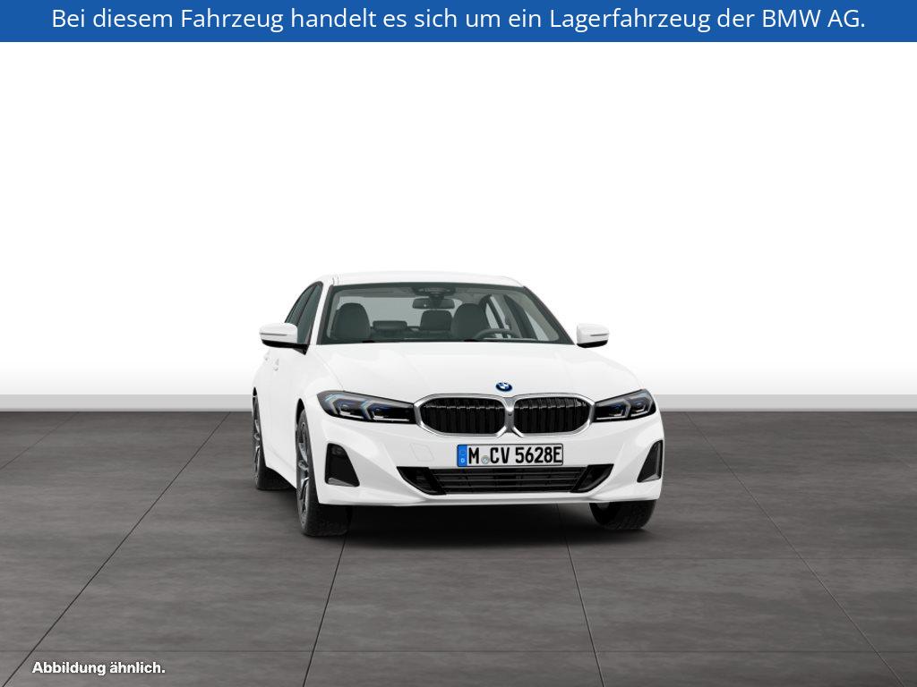 Fahrzeugabbildung BMW 330e xDrive Limousine