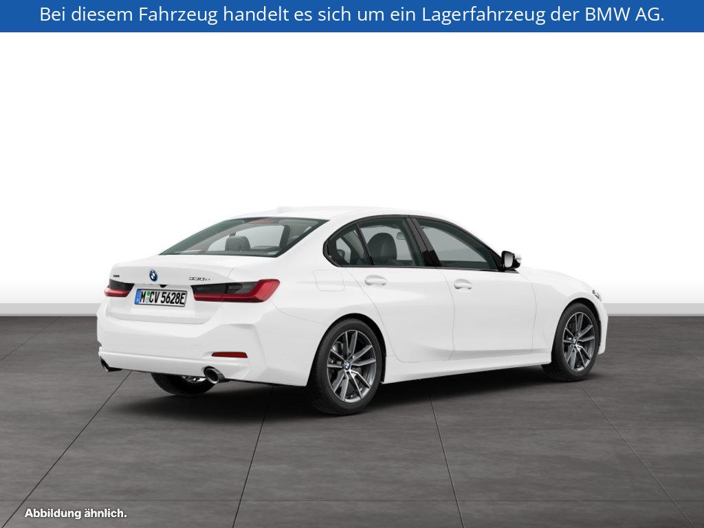 Fahrzeugabbildung BMW 330e xDrive Limousine