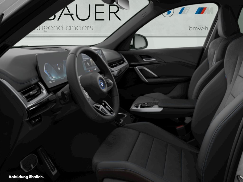 Fahrzeugabbildung BMW X1 xDrive30e [M Sport, AHK, ACC, RFK, Sitze elektr.]
