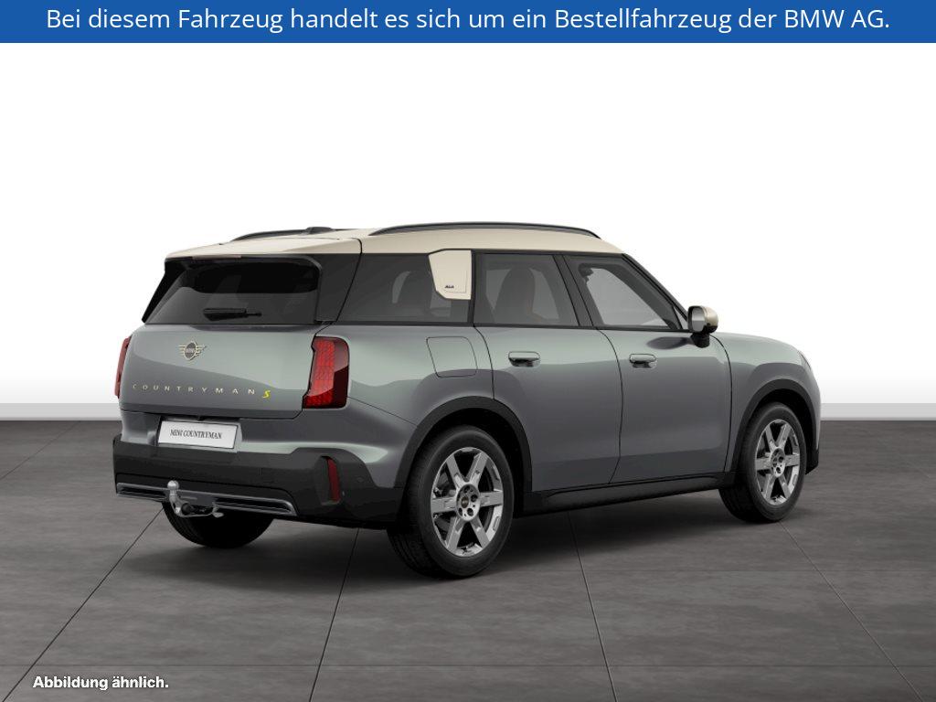 Fahrzeugabbildung MINI Countryman SE ALL4