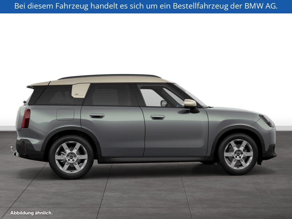 Fahrzeugabbildung MINI Countryman SE ALL4