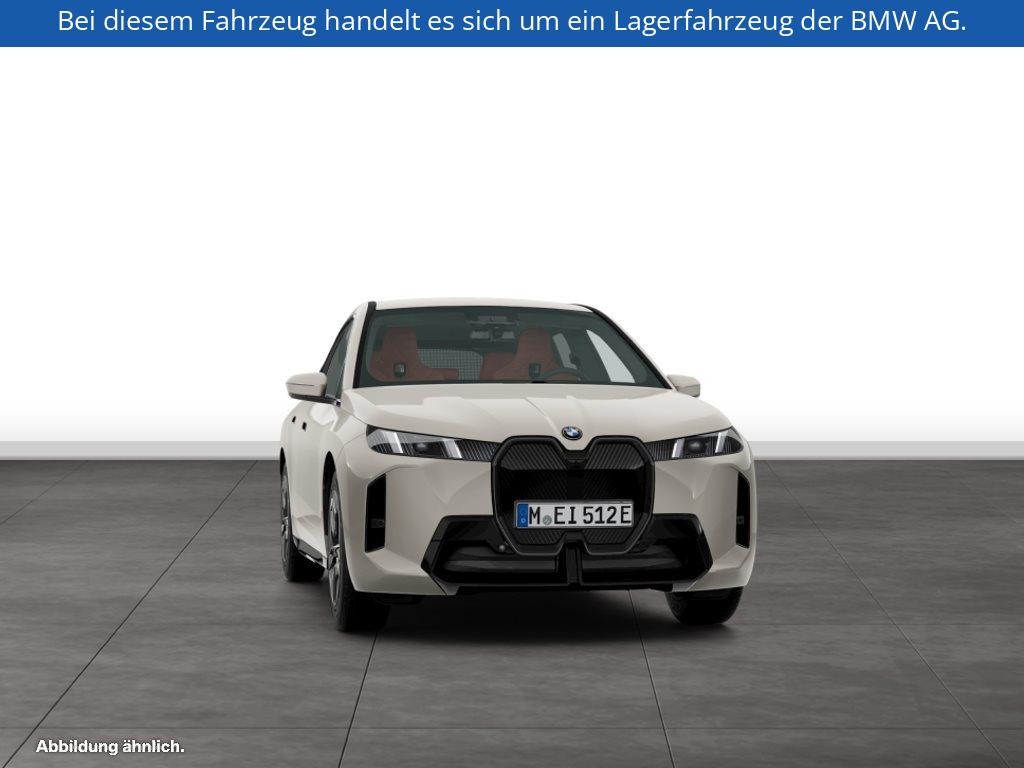Fahrzeugabbildung BMW iX xDrive60