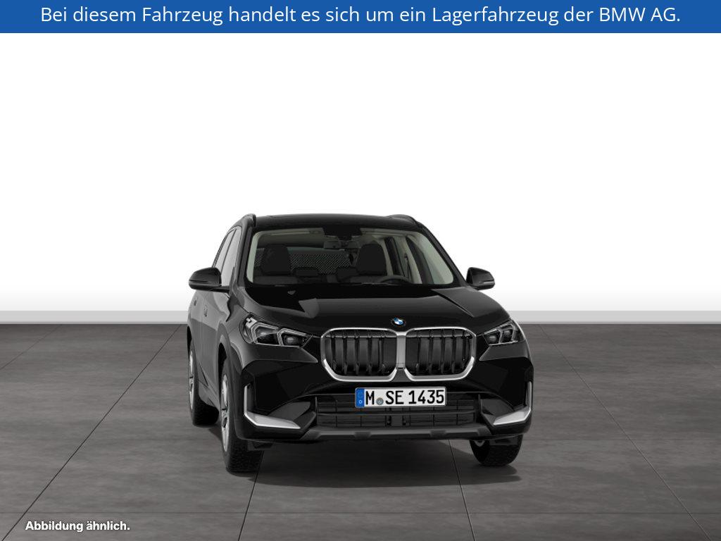 Fahrzeugabbildung BMW X1 sDrive20i