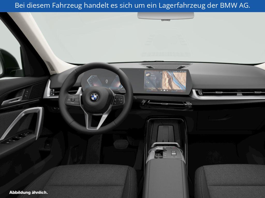 Fahrzeugabbildung BMW X1 sDrive20i