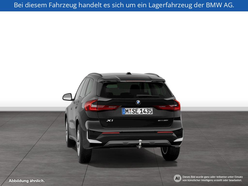 Fahrzeugabbildung BMW X1 sDrive20i