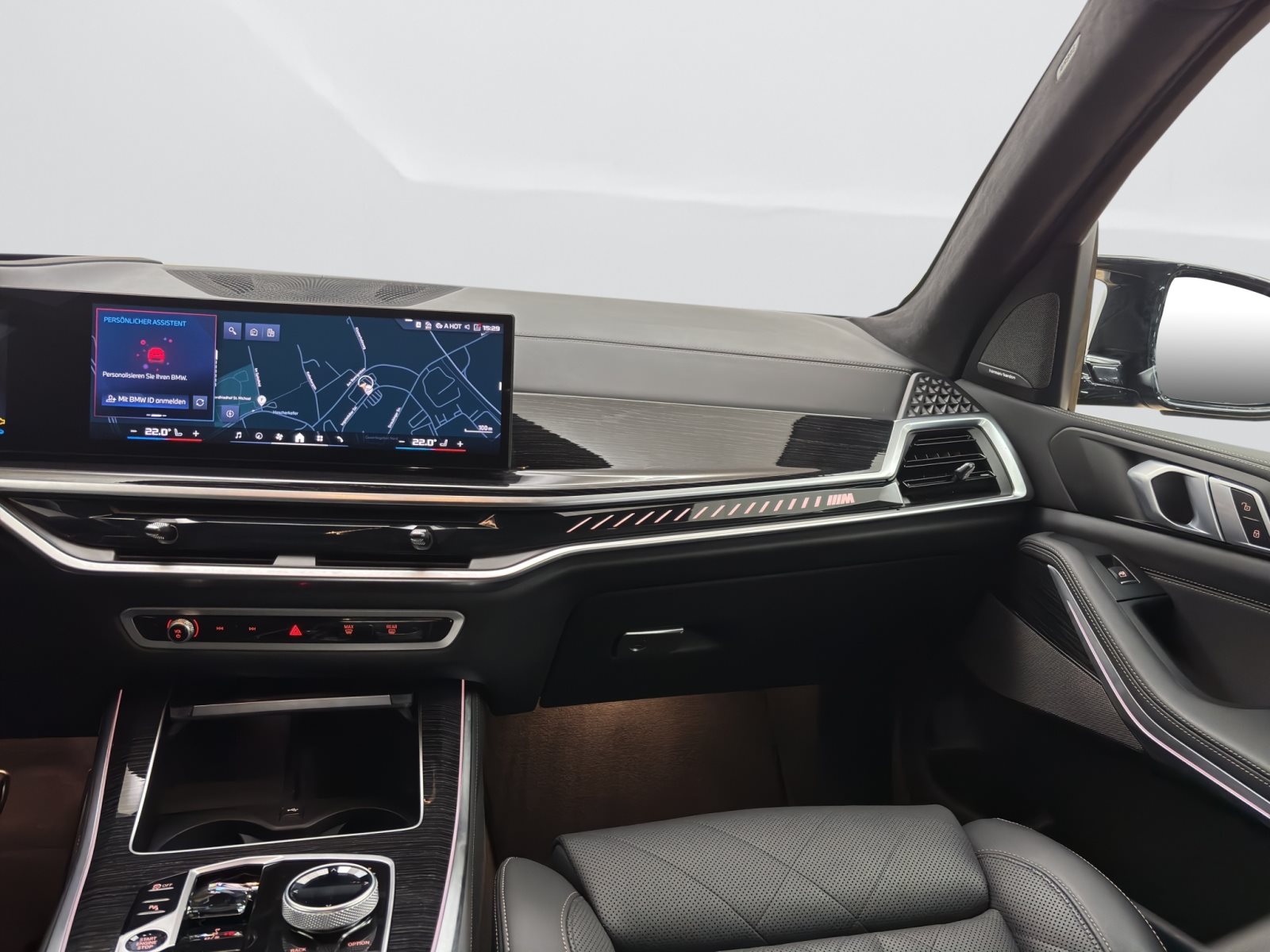 Fahrzeugabbildung BMW X5 M60i xDrive [M Sport Pro, DA Prof., HK Sound]