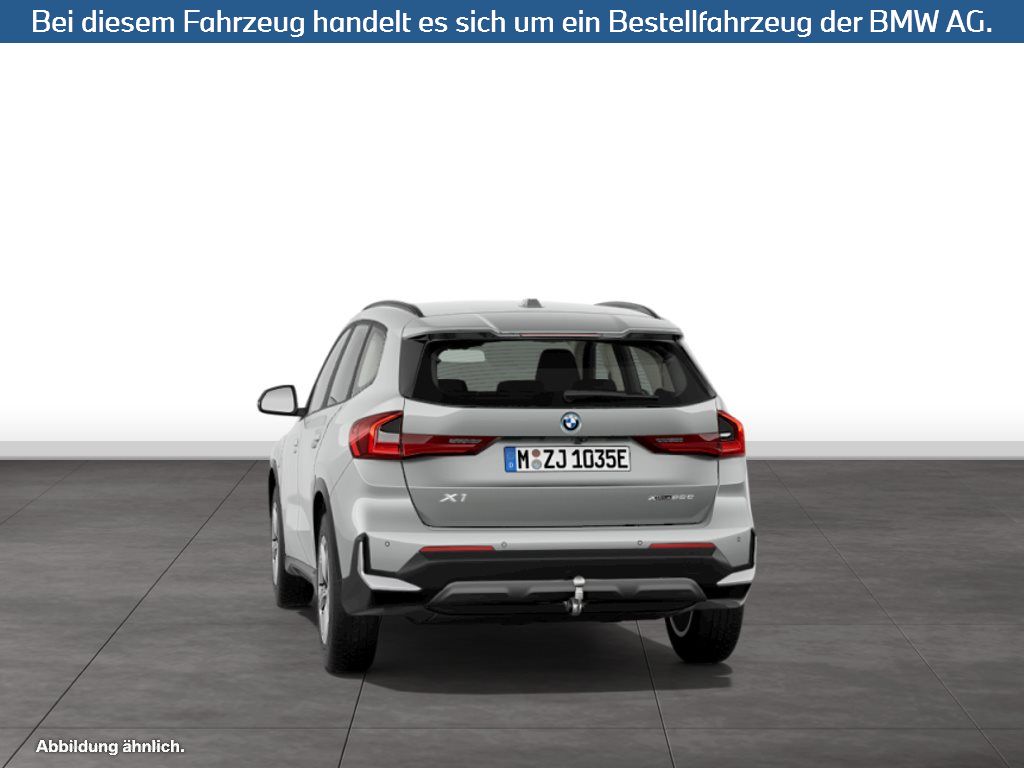 Fahrzeugabbildung BMW X1 xDrive25e