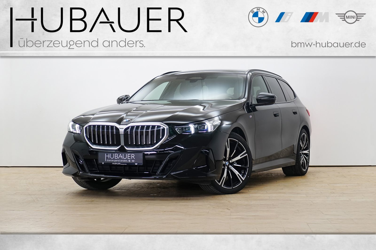 BMW 520d xDrive Touring [M Sport, AHK, HK Sound]