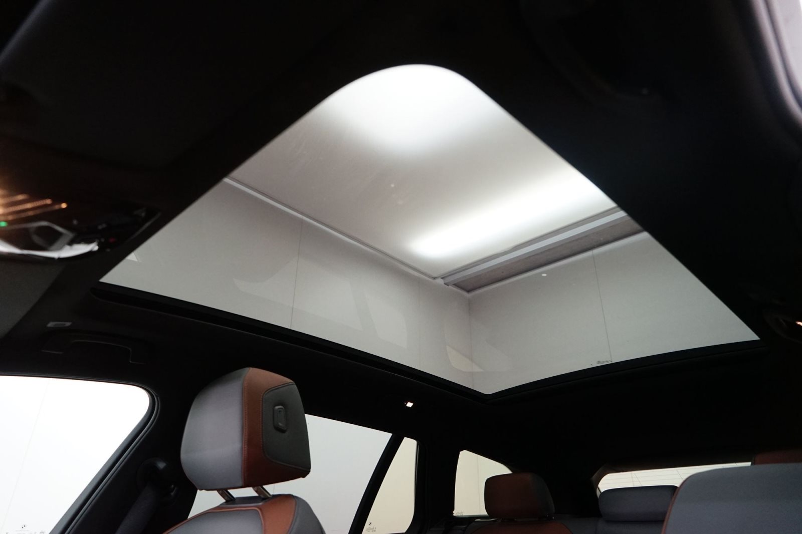 Fahrzeugabbildung BMW 520d xDrive Touring [M Sport, AHK, HK Sound]