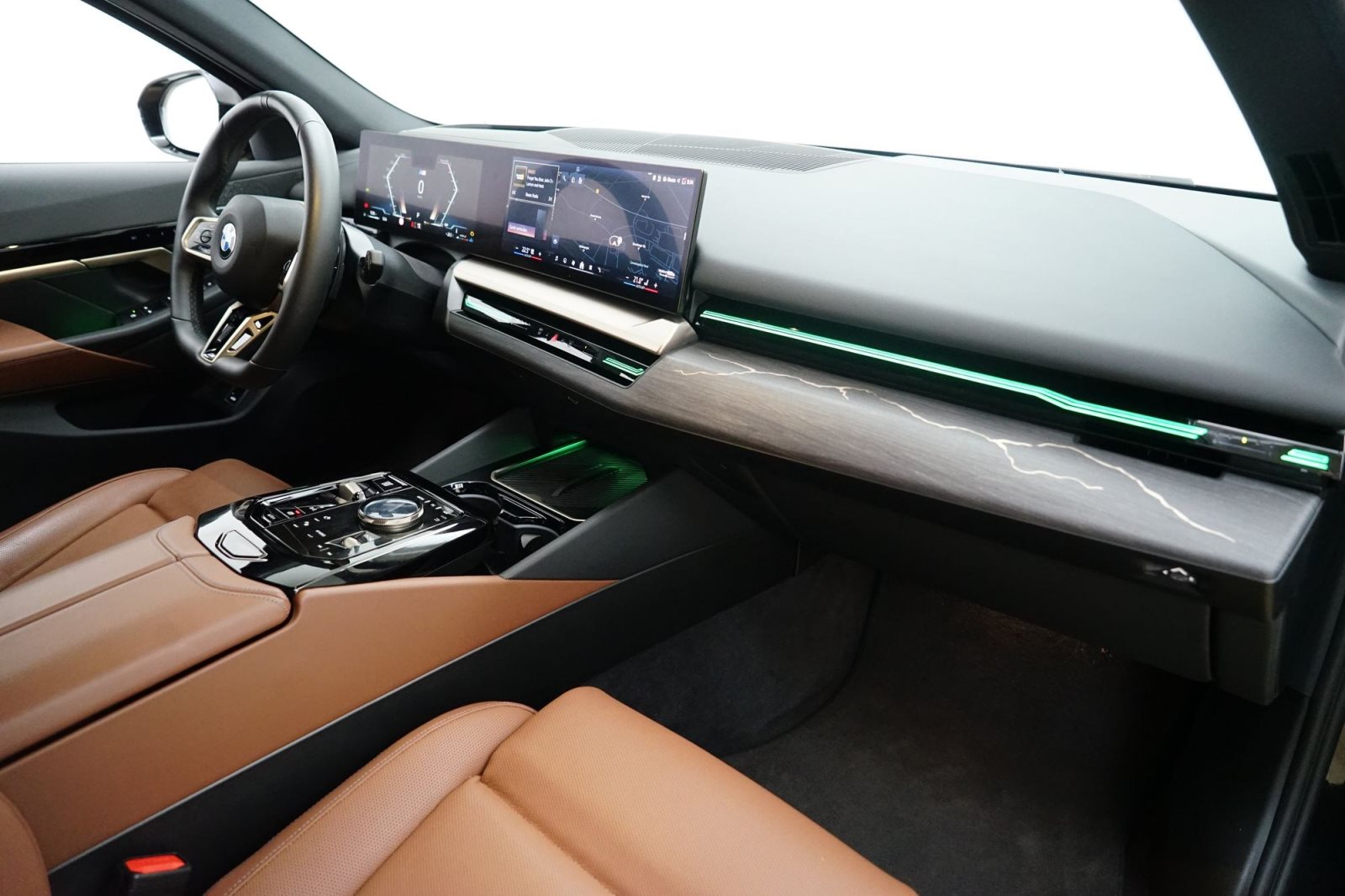Fahrzeugabbildung BMW 520d xDrive Touring [M Sport, AHK, HK Sound]