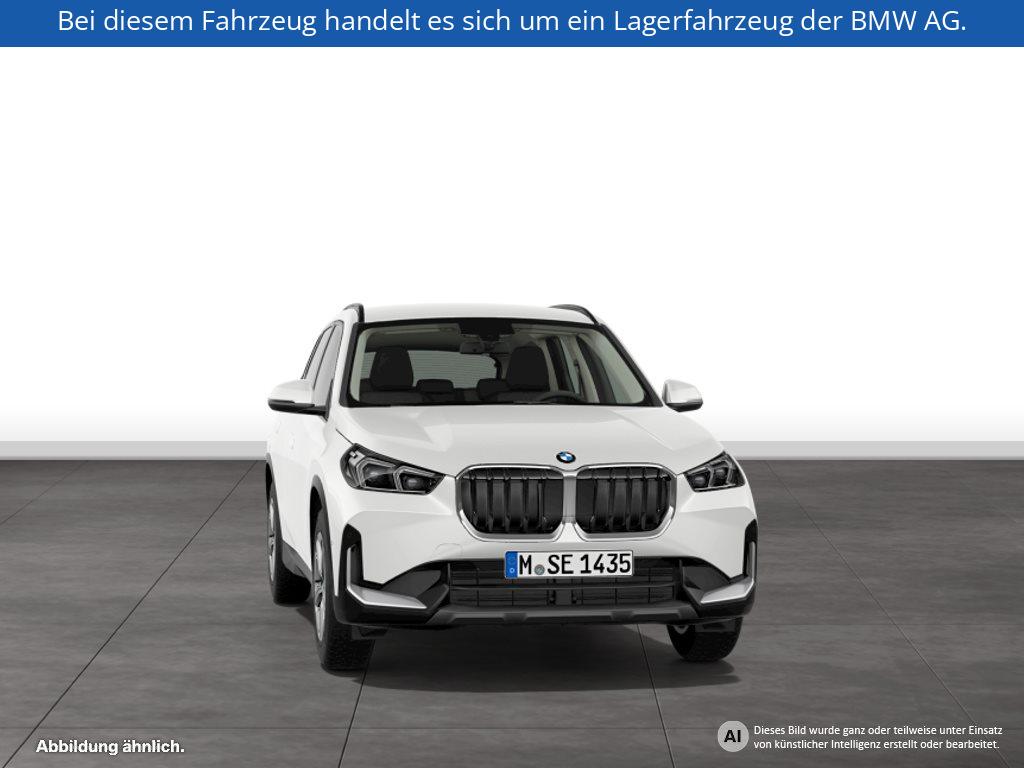Fahrzeugabbildung BMW X1 sDrive20i