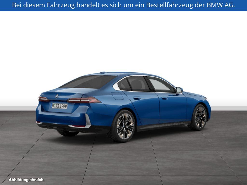 Fahrzeugabbildung BMW 520d xDrive Limousine