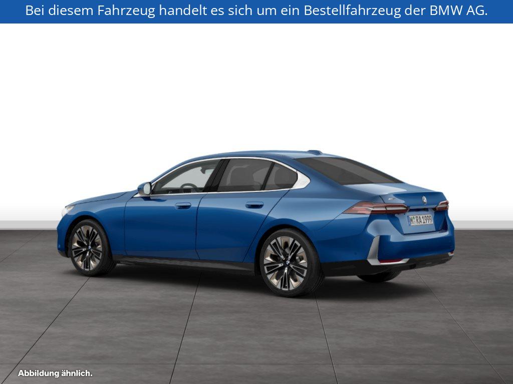 Fahrzeugabbildung BMW 520d xDrive Limousine