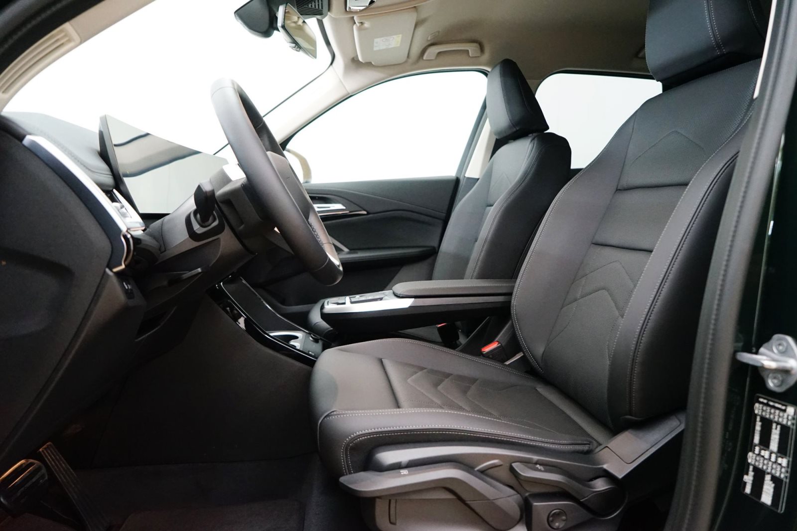 Fahrzeugabbildung BMW X1 sDrive20d [xLine, AHK, RFK, 18 LMR, SHZ]