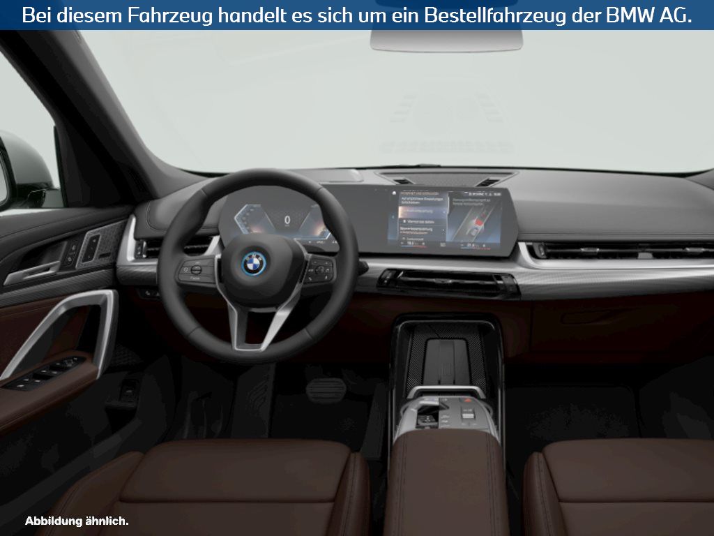 Fahrzeugabbildung BMW iX1 xDrive30