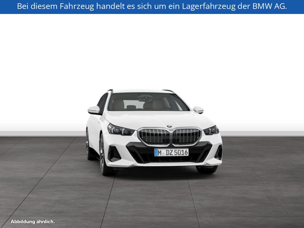Fahrzeugabbildung BMW 520d xDrive Touring