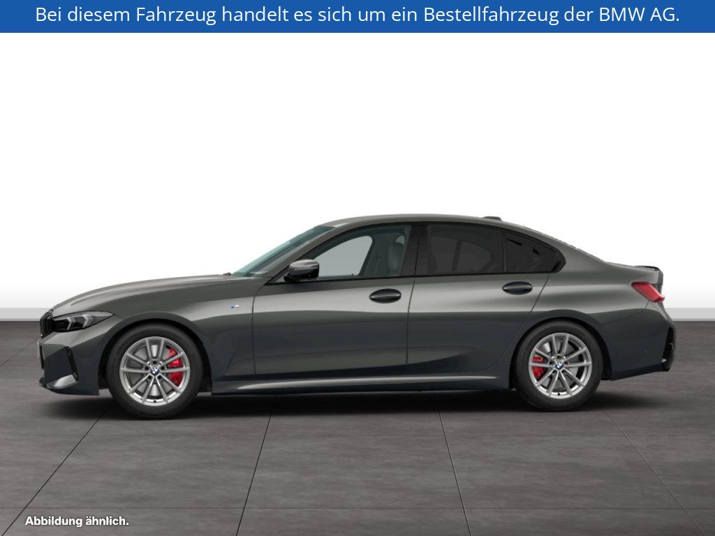 Fahrzeugabbildung BMW 330i xDrive Limousine
